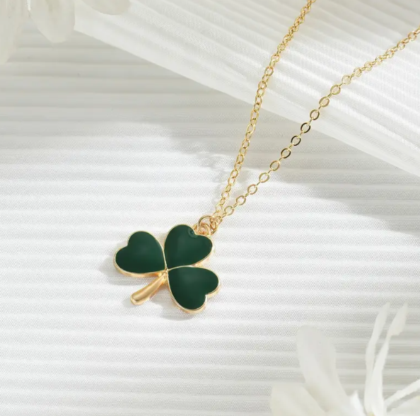 Elegant Clover Necklace - Κολιέ με Τριφύλλι