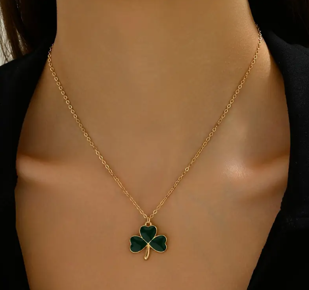Elegant Clover Necklace - Κολιέ με Τριφύλλι